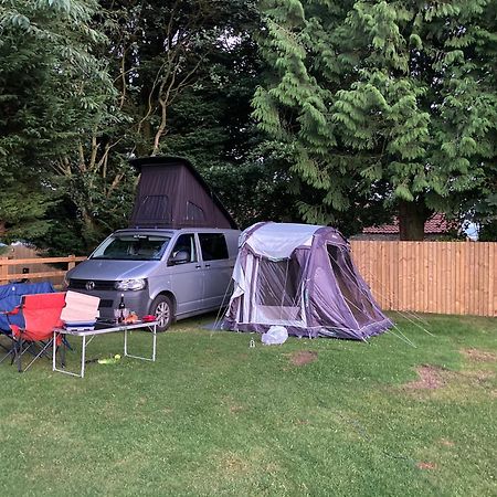 Hotel Bank Top Camping-North York Moors With Pitches For Caravans, Camper Vans And Tents Pickering Zewnętrze zdjęcie
