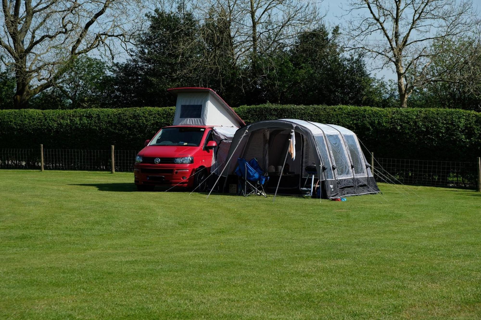 Hotel Bank Top Camping-North York Moors With Pitches For Caravans, Camper Vans And Tents Pickering Zewnętrze zdjęcie