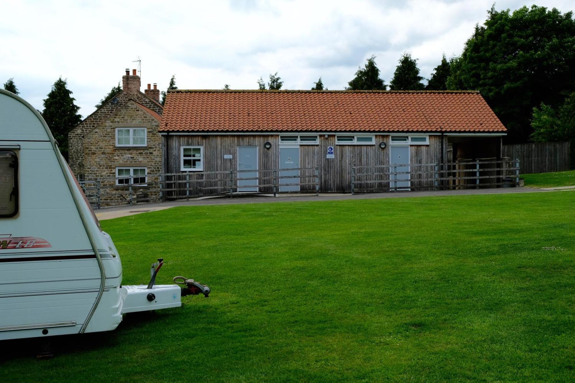 Hotel Bank Top Camping-North York Moors With Pitches For Caravans, Camper Vans And Tents Pickering Zewnętrze zdjęcie