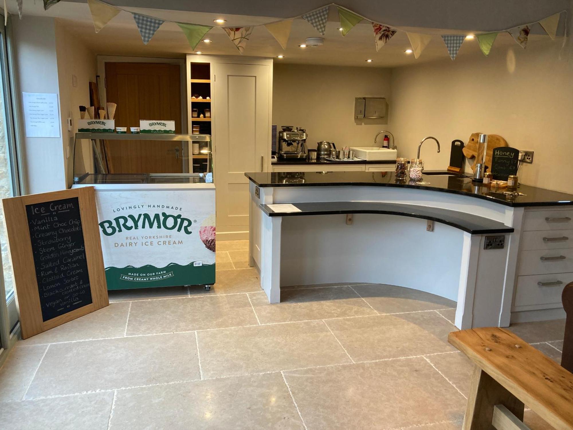 Hotel Bank Top Camping-North York Moors With Pitches For Caravans, Camper Vans And Tents Pickering Zewnętrze zdjęcie