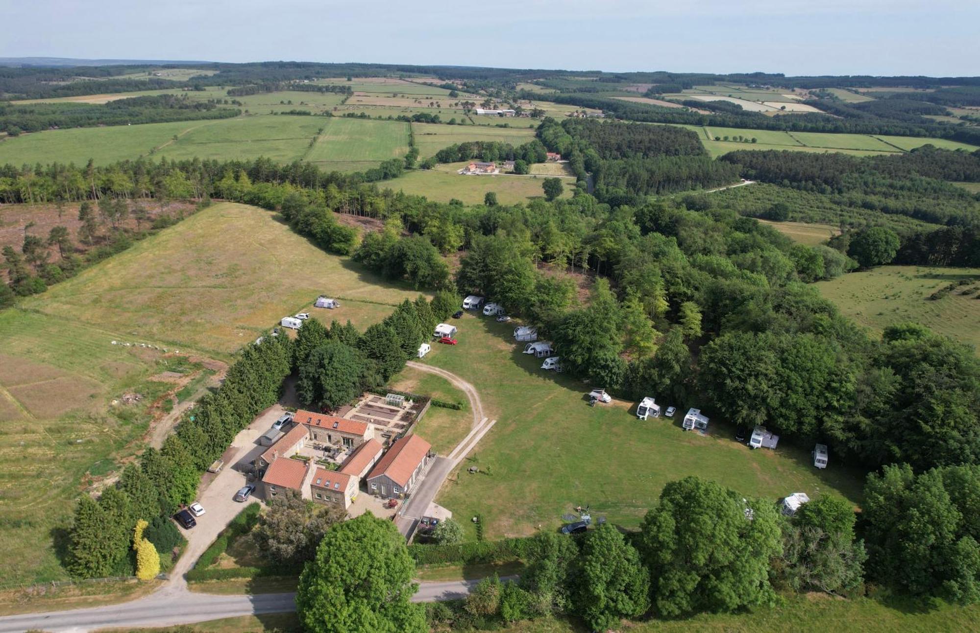 Hotel Bank Top Camping-North York Moors With Pitches For Caravans, Camper Vans And Tents Pickering Zewnętrze zdjęcie